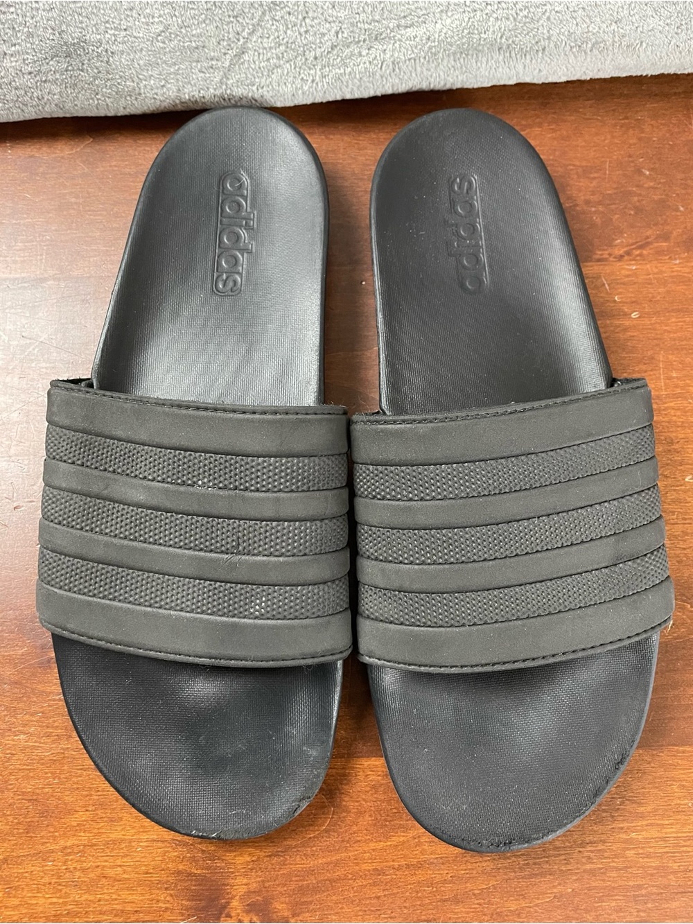 adidas UNISEX ADULT ADILETTE COMFORT SLIDES - BLACK - MENS 11 WOMENS 12
